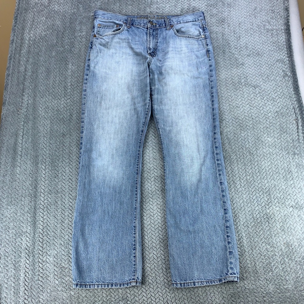 American Eagle Jeans Mens 36x34 Light Wash Classic Bootcut Denim Cotton Blue